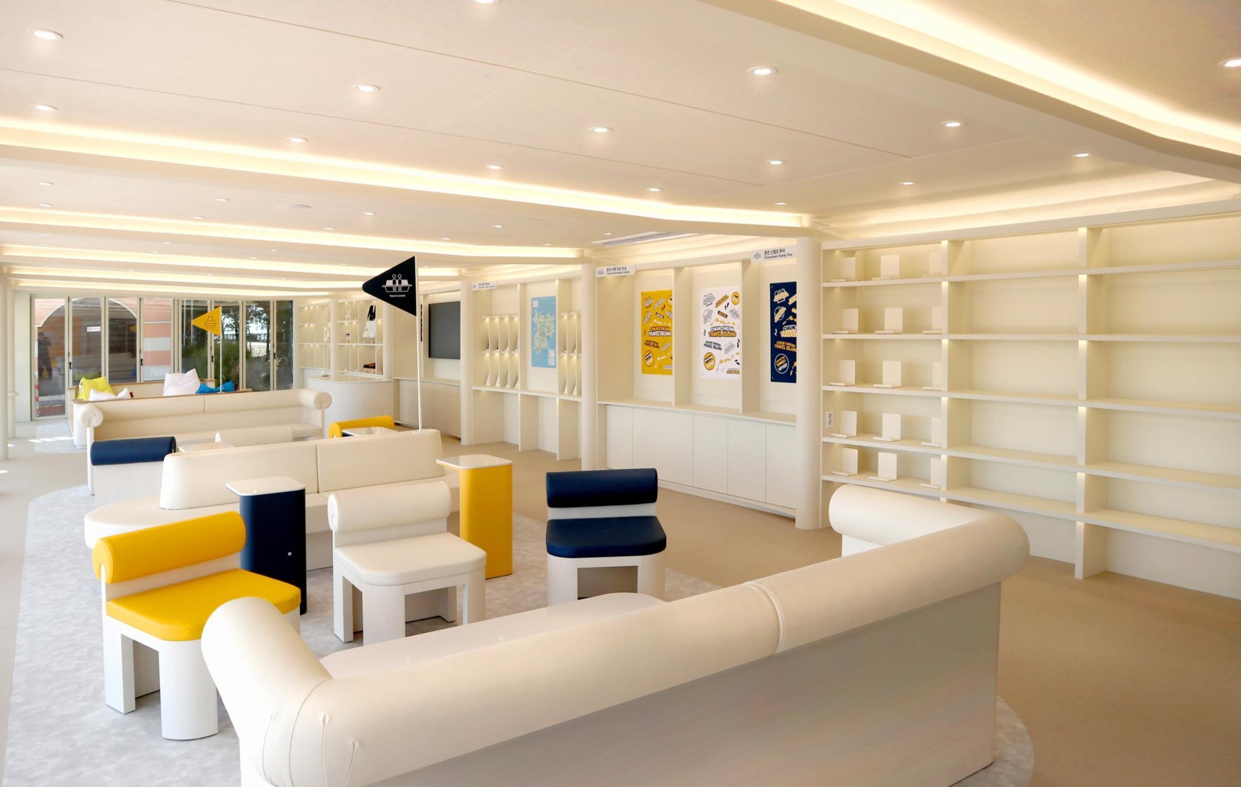 Chuncheon Travel Island interior view