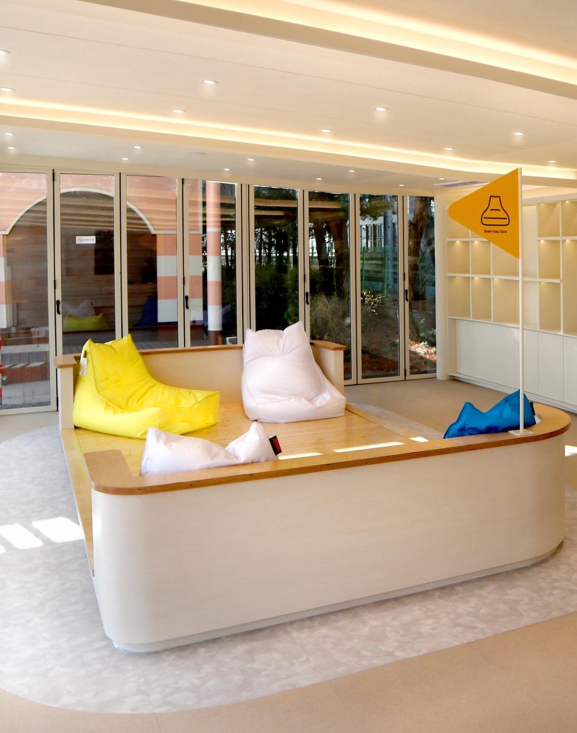 Chuncheon Travel Island interior view
